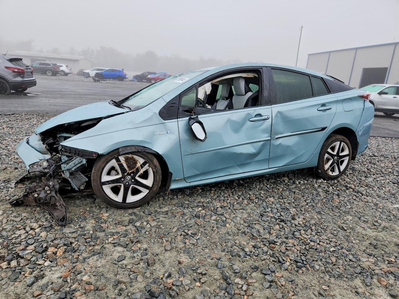 TOYOTA PRIUS 2017