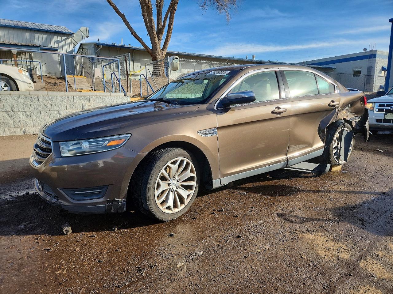 FORD TAURUS 2015