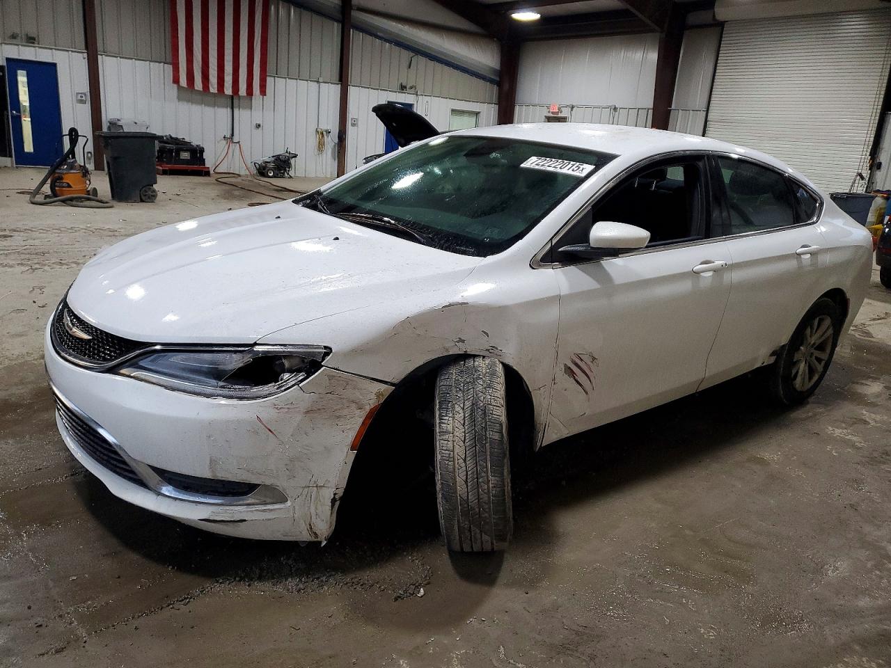 CHRYSLER 200 2015