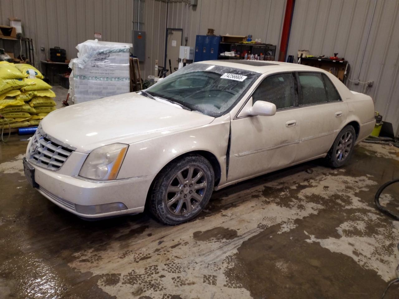 CADILLAC DTS 2008