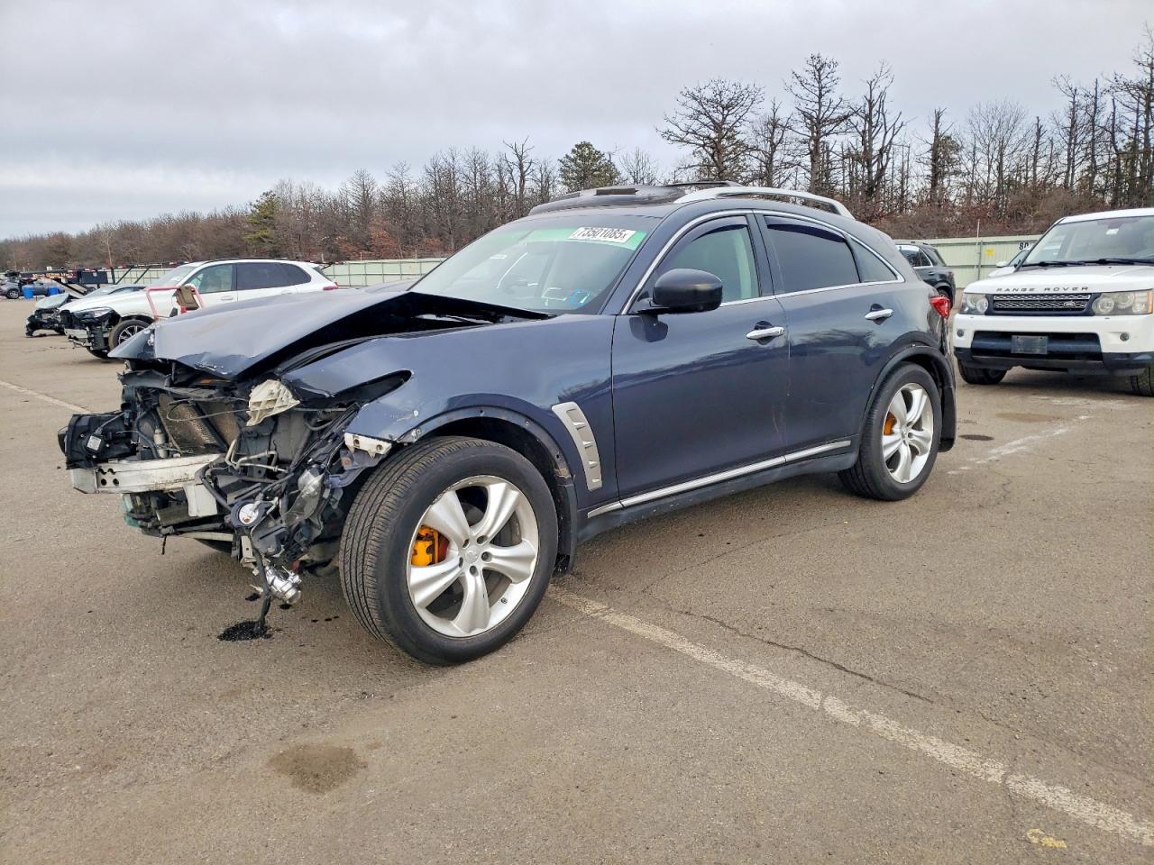 INFINITI FX35 2011