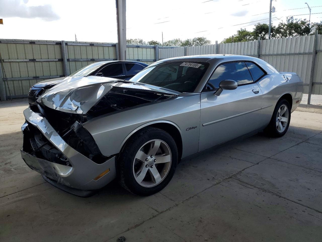 DODGE CHALLENGER 2011