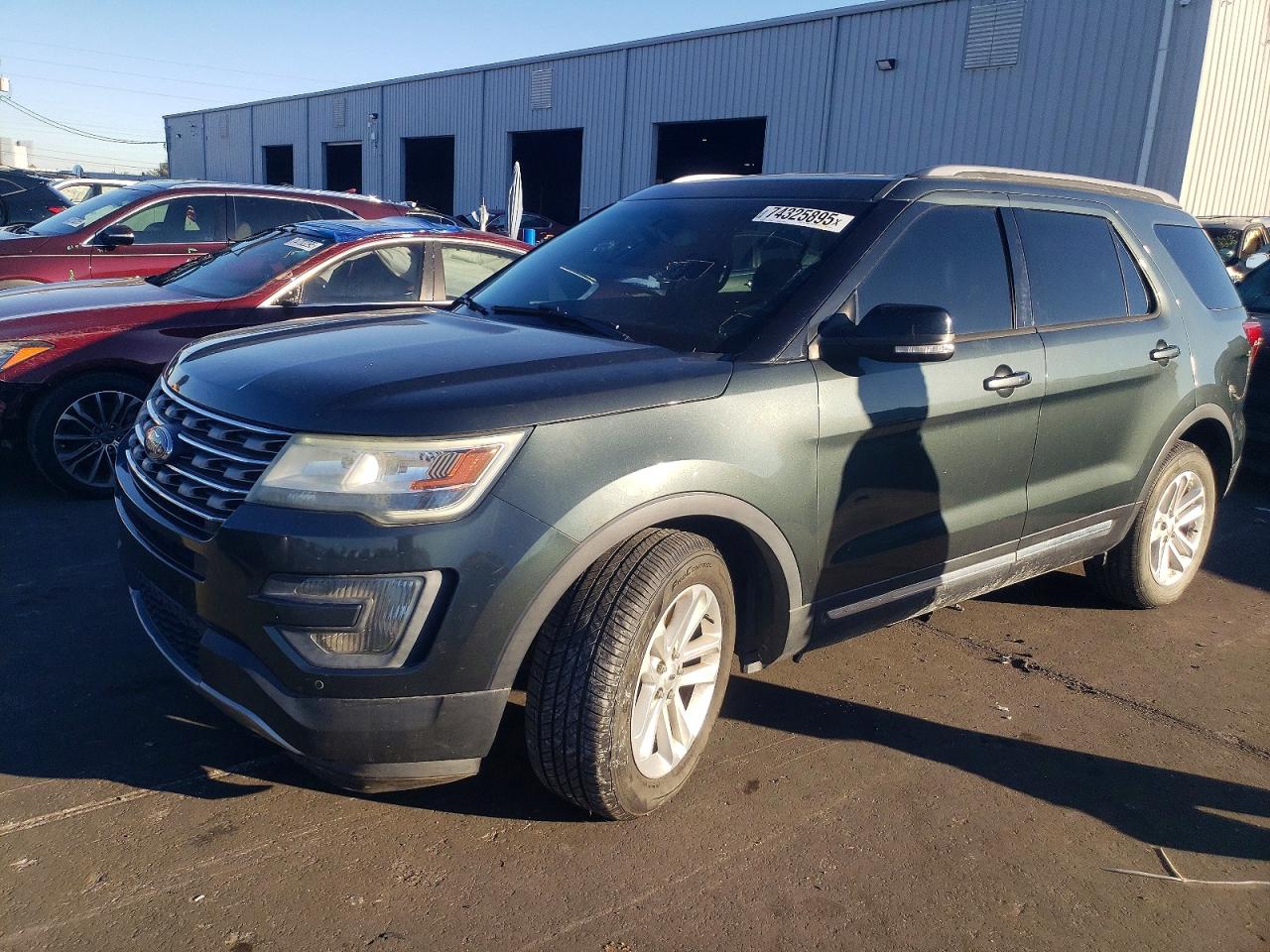 FORD EXPLORER 2016