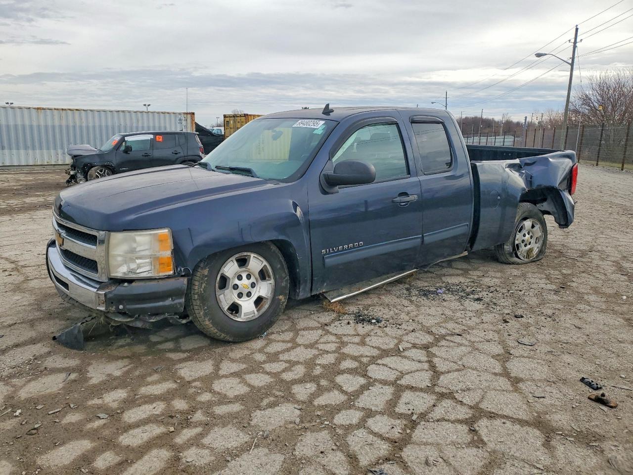 CHEVROLET SILVERADO 2011