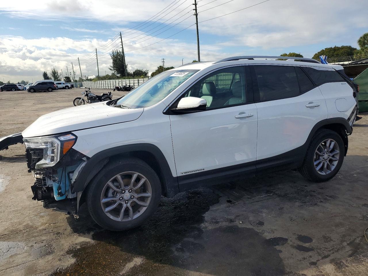GMC TERRAIN 2023