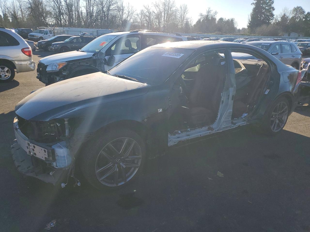 LEXUS IS 2019
