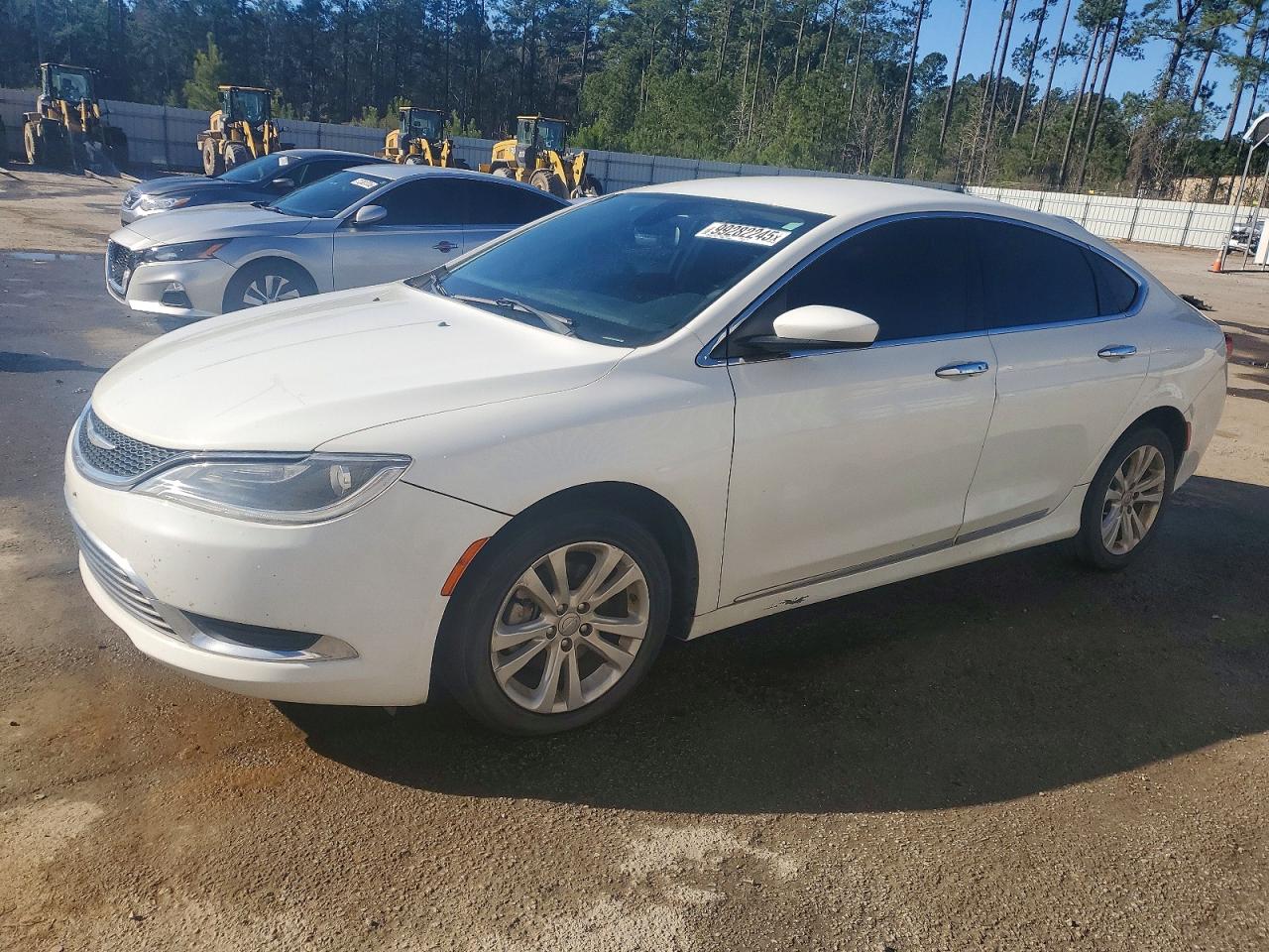 CHRYSLER 200 2015