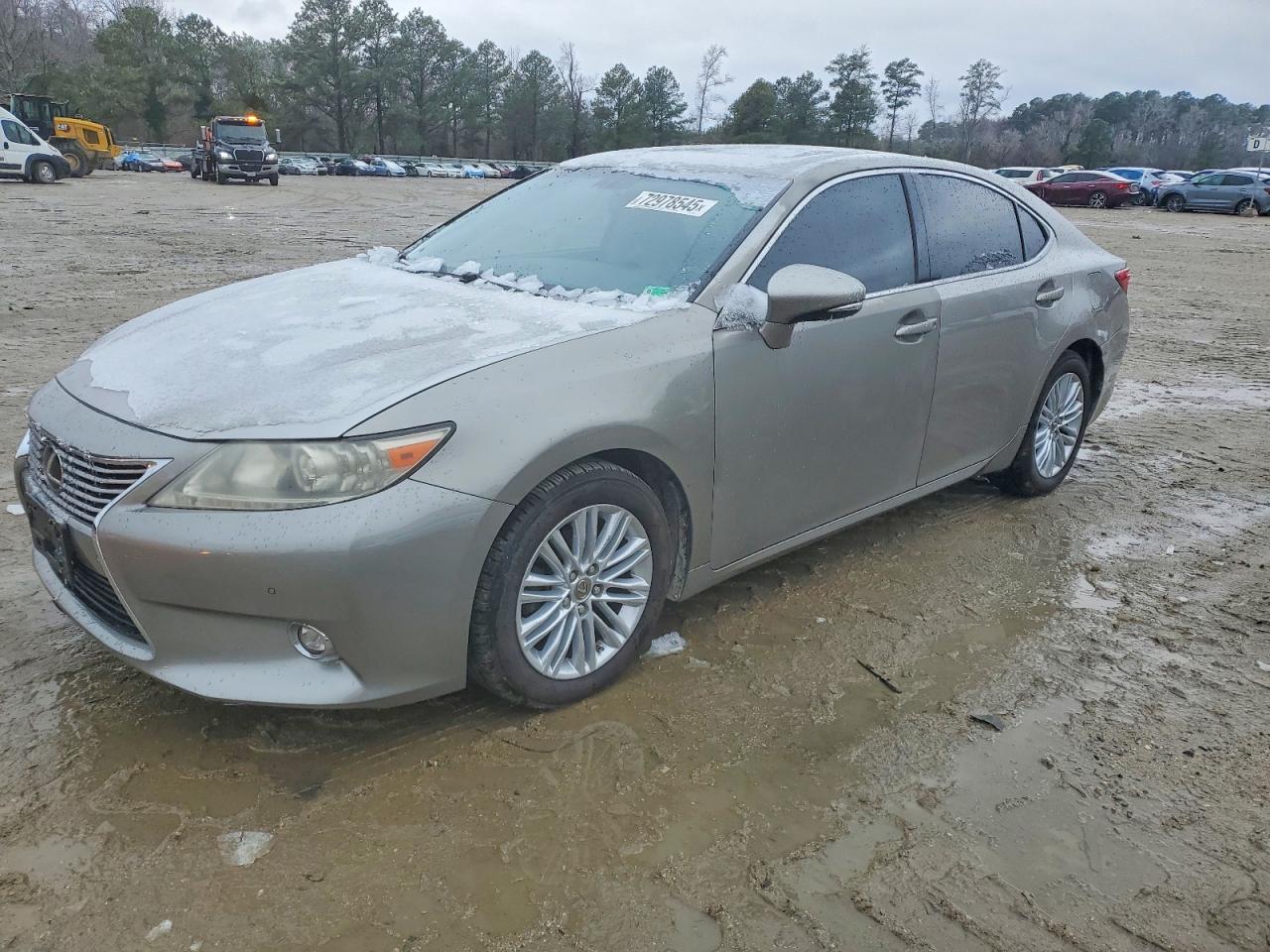 LEXUS ES 2015