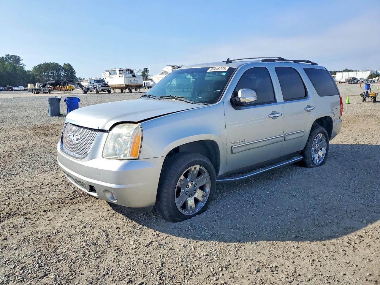 GMC YUKON SLT 2011