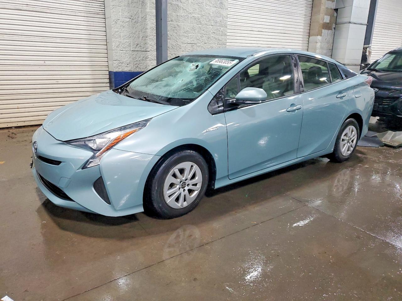 TOYOTA PRIUS 2016