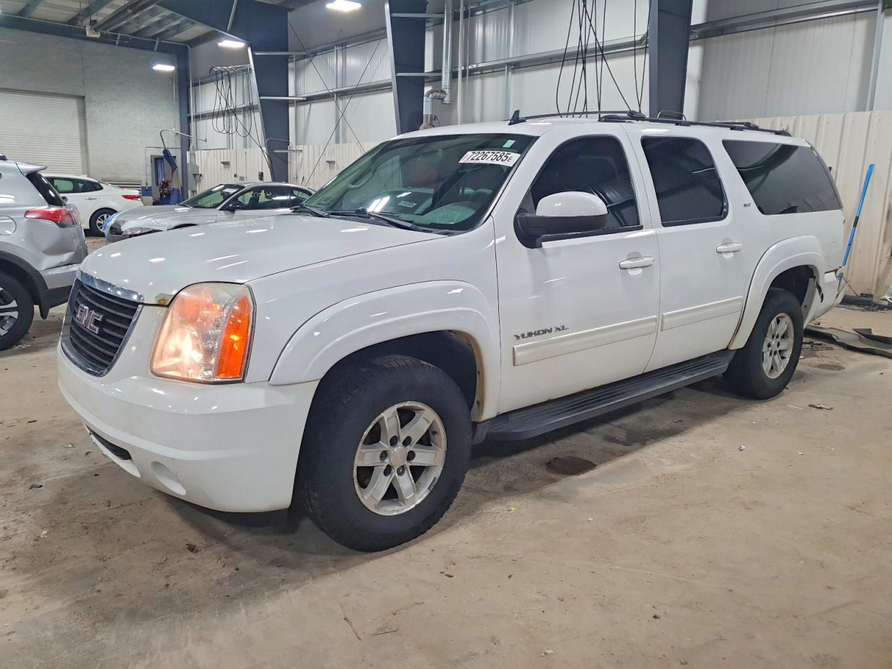 GMC YUKON XL 2010