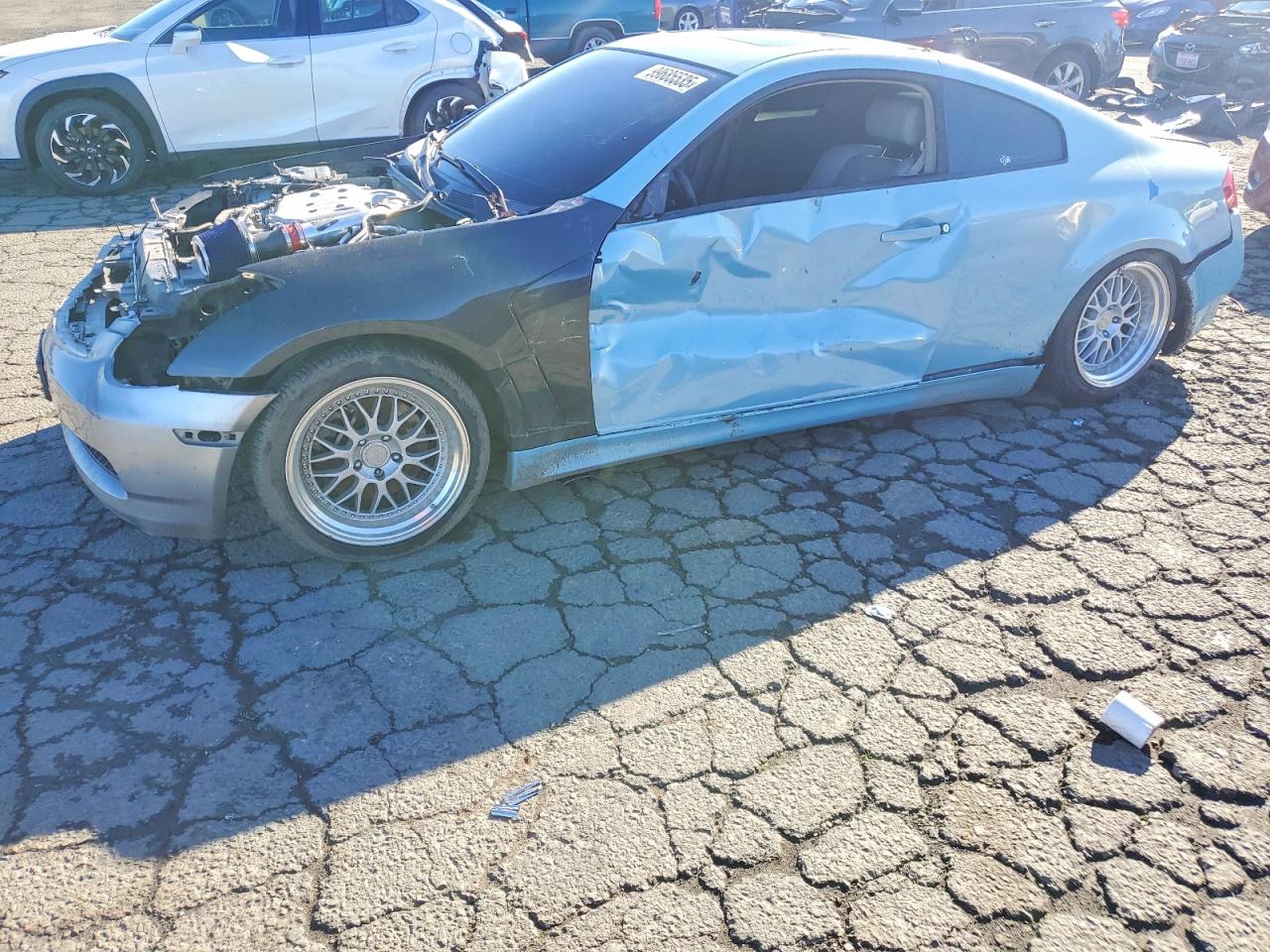 INFINITI G35 2005