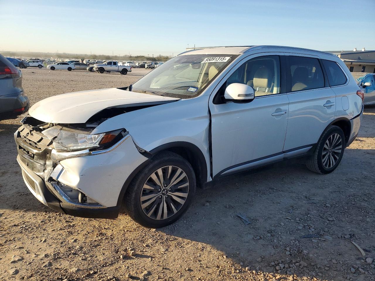 MITSUBISHI OUTLANDER 2020