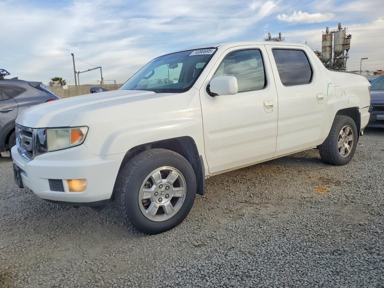 HONDA RIDGELINE 2011