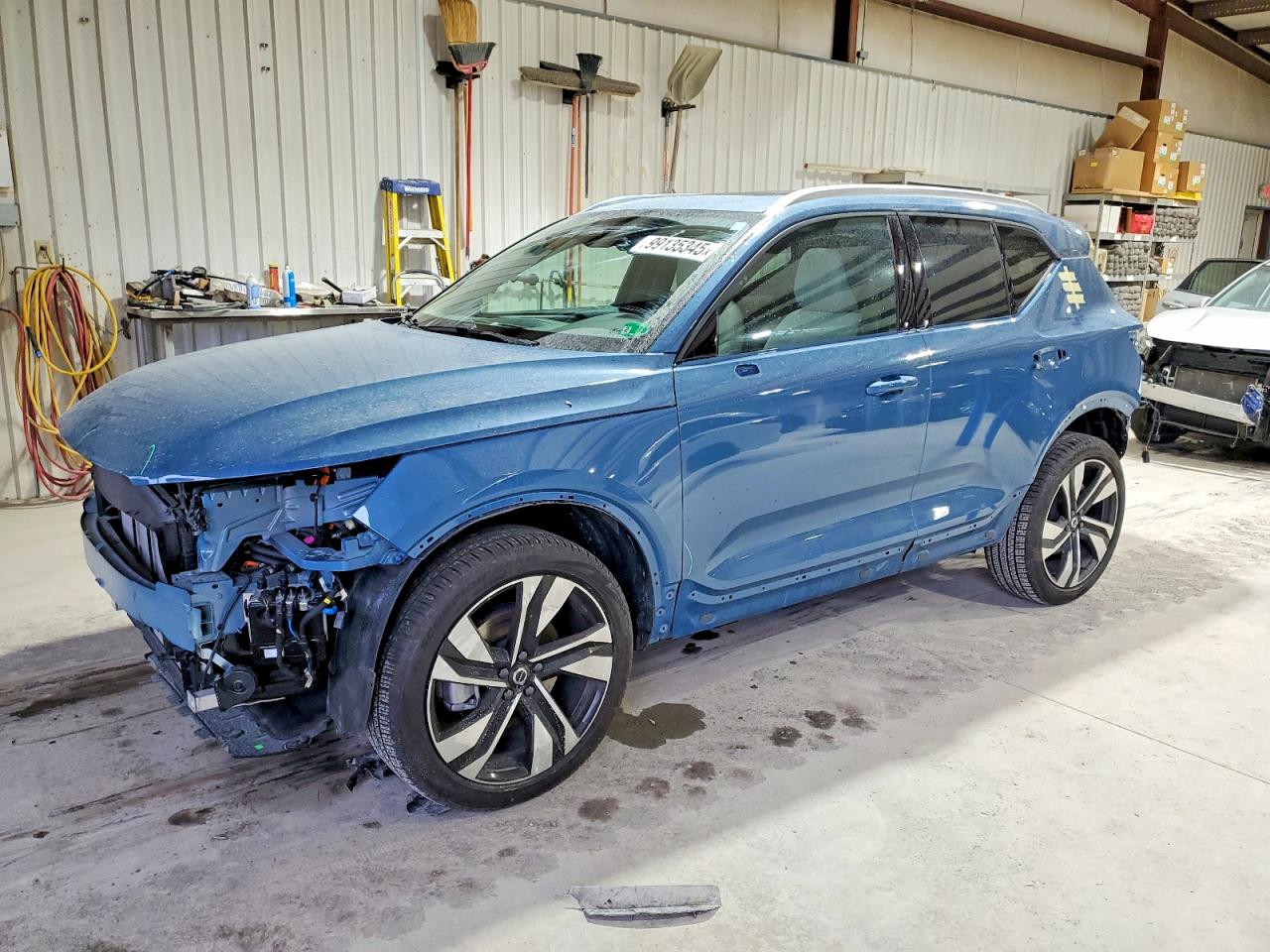 VOLVO XC40 ULTRA 2025