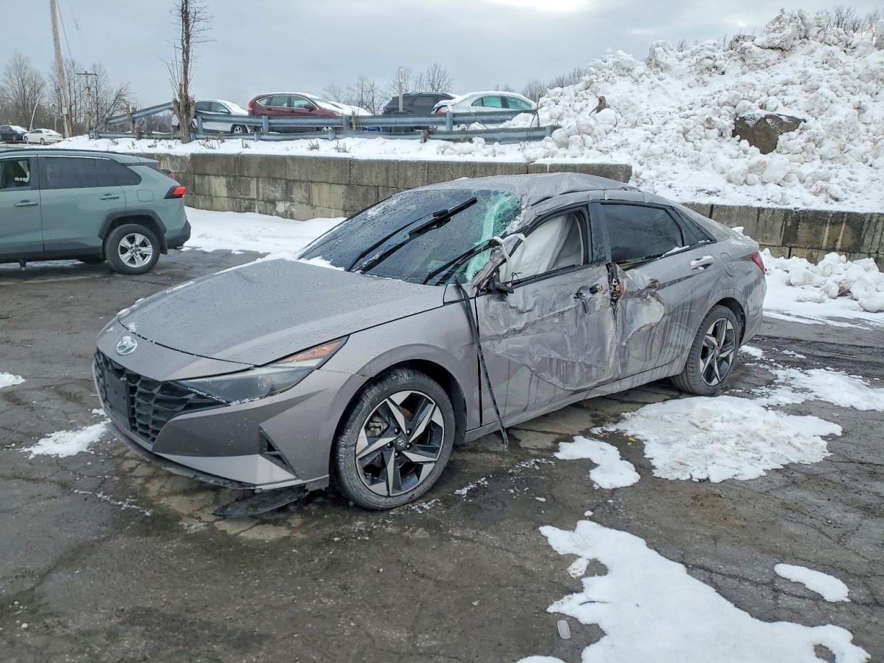 HYUNDAI ELANTRA 2023