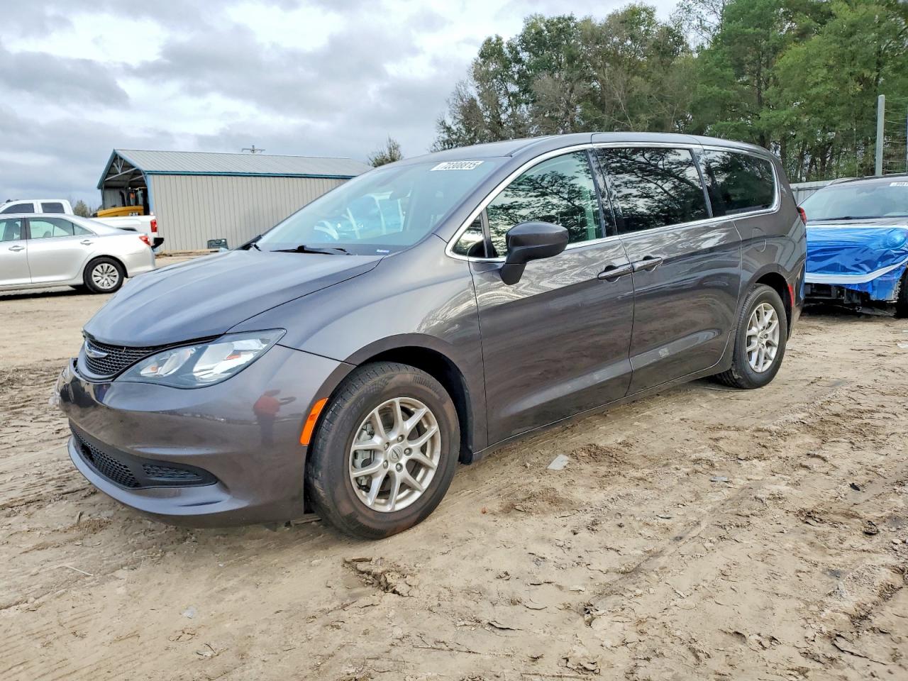 CHRYSLER VOYAGER LX 2022