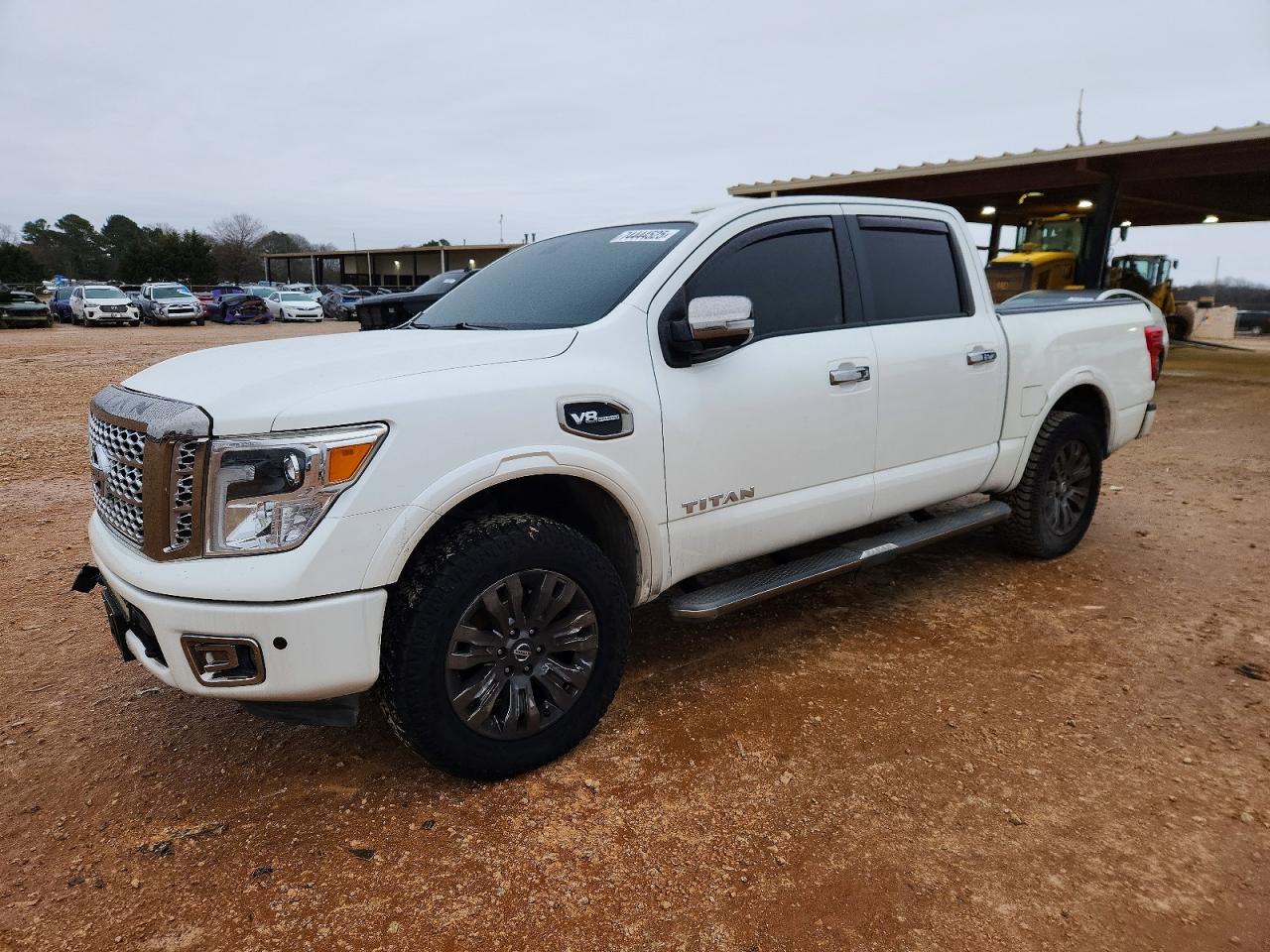 NISSAN TITAN SV 2017