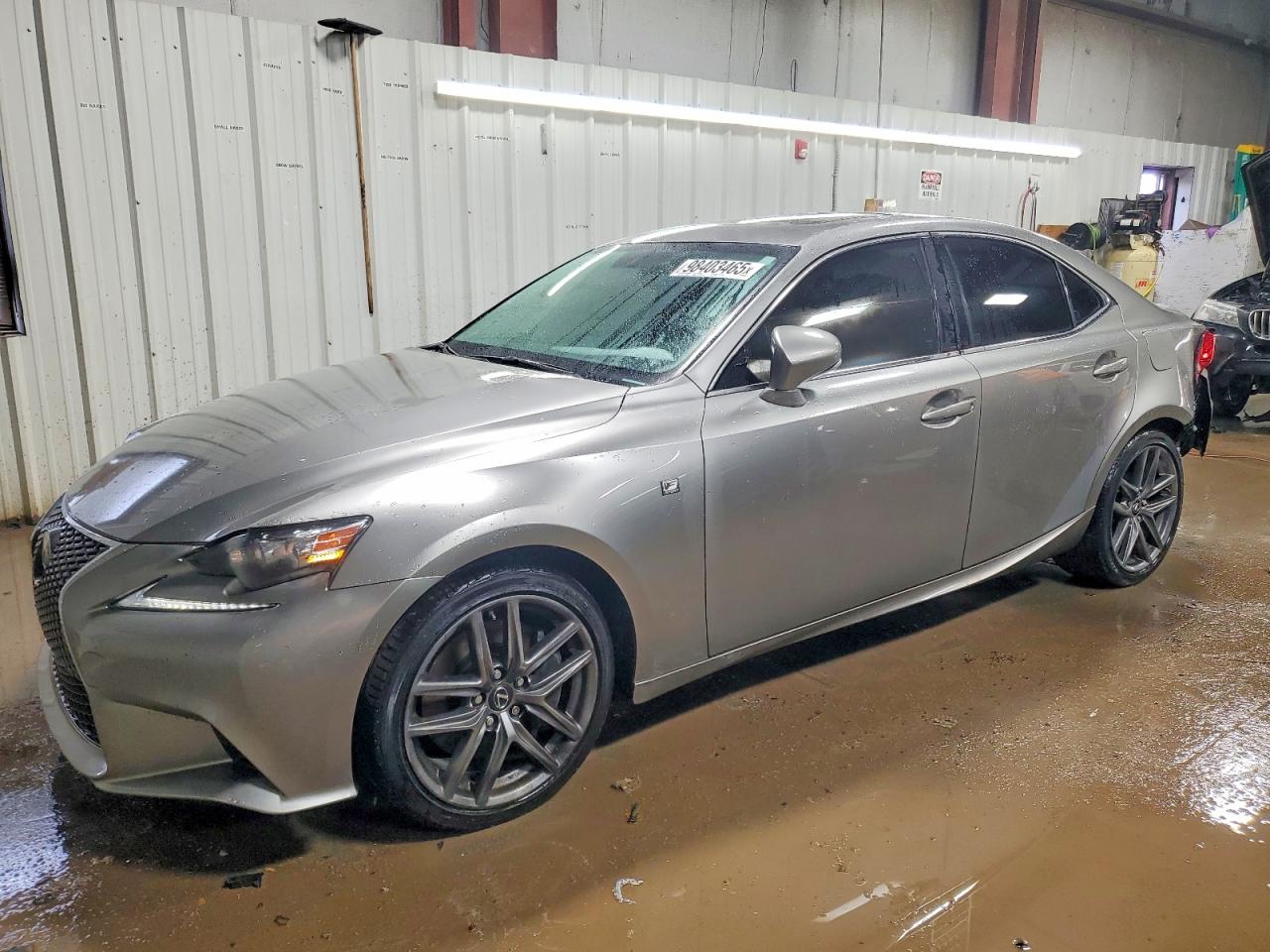 LEXUS IS 2016