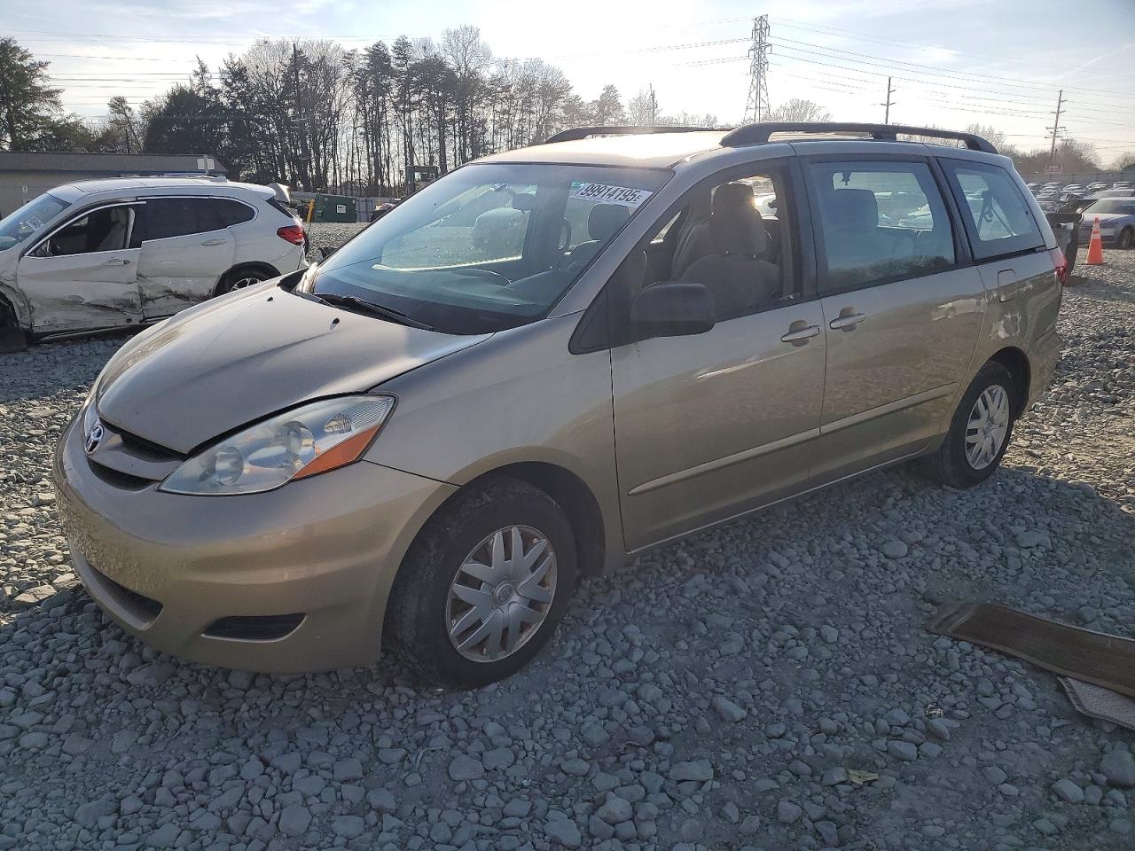 TOYOTA SIENNA CE 2007