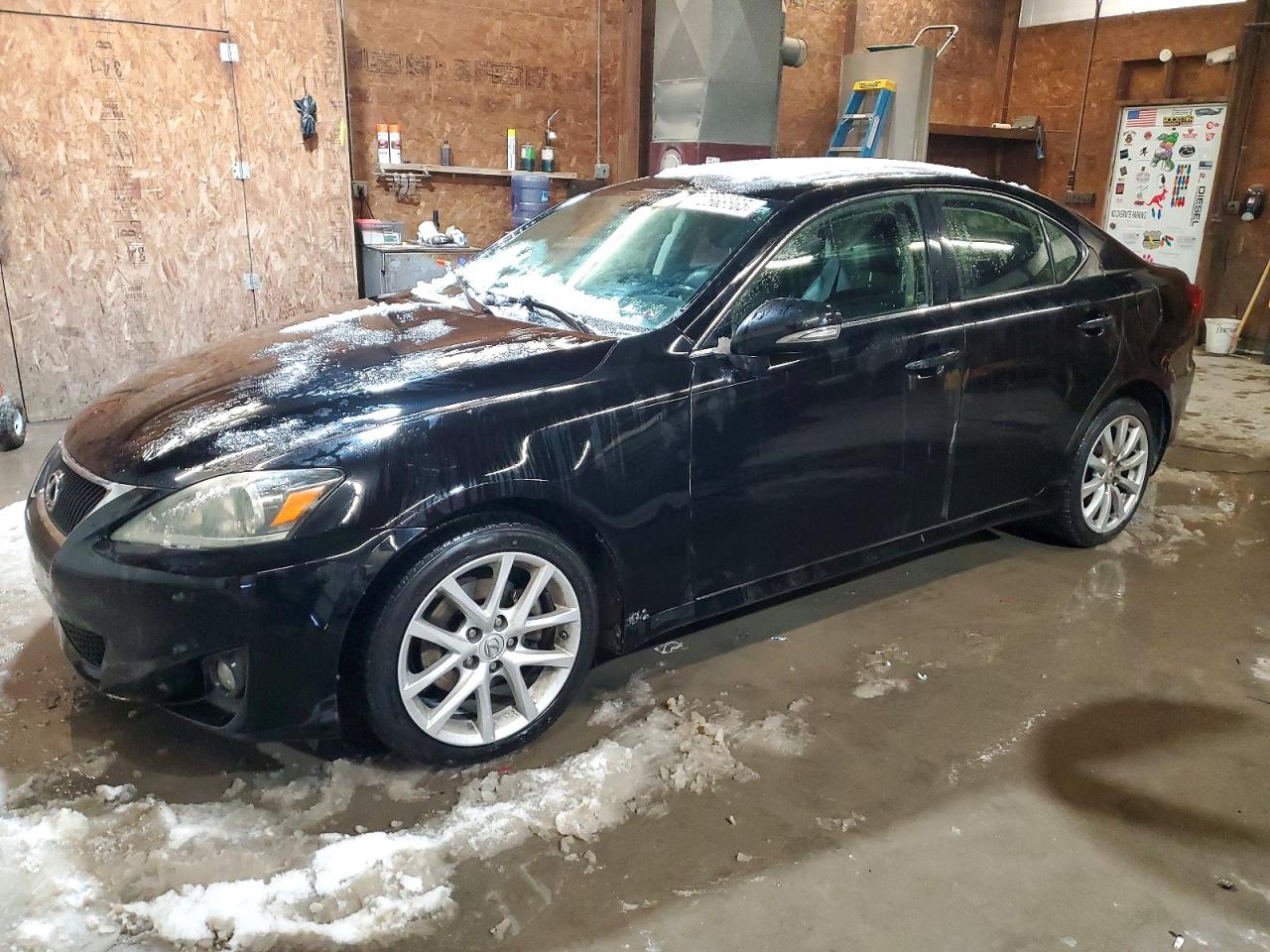 LEXUS IS 2011