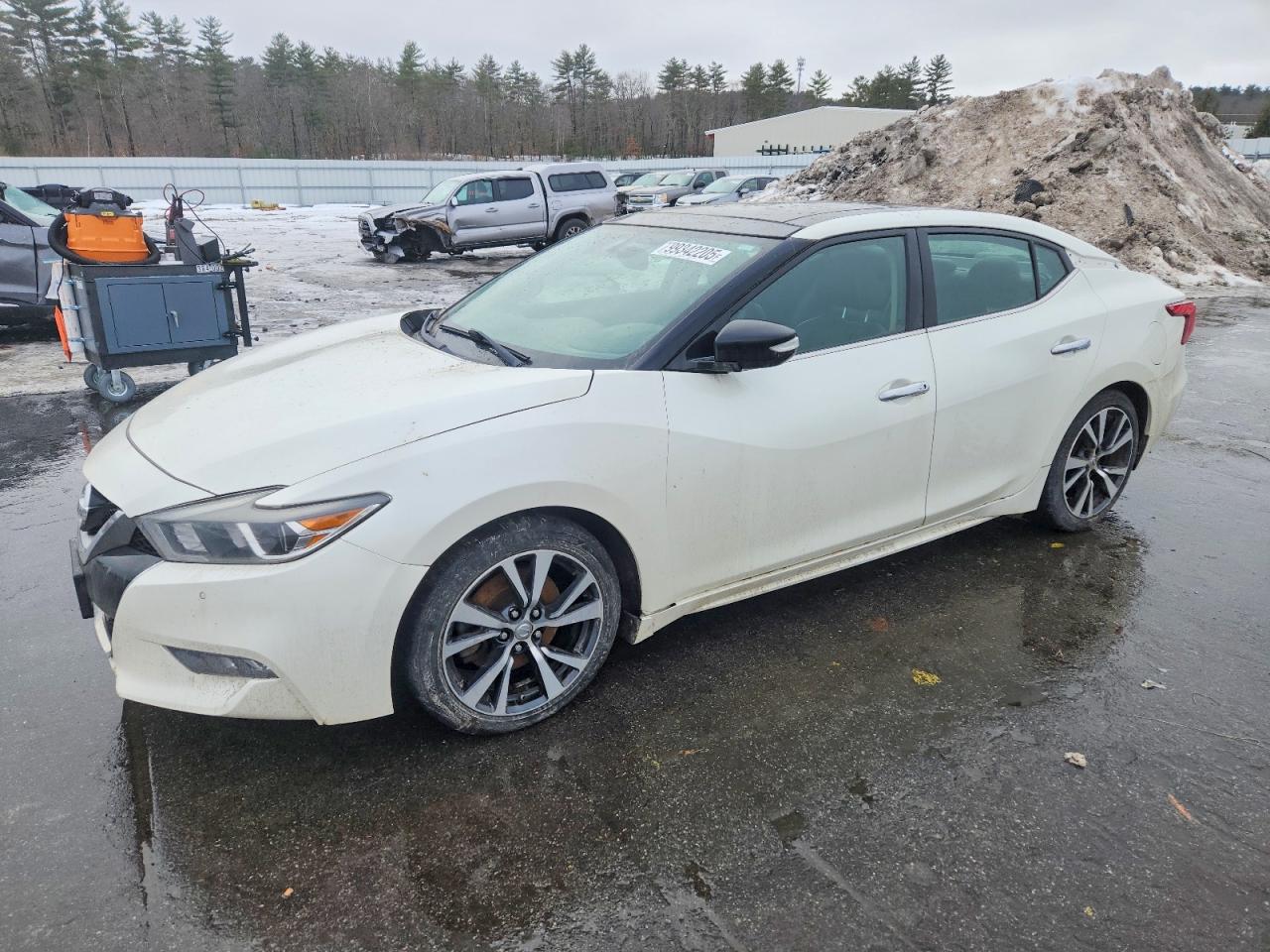 NISSAN MAXIMA 2017