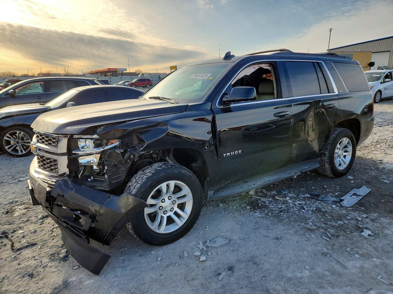 CHEVROLET TAHOE 2017