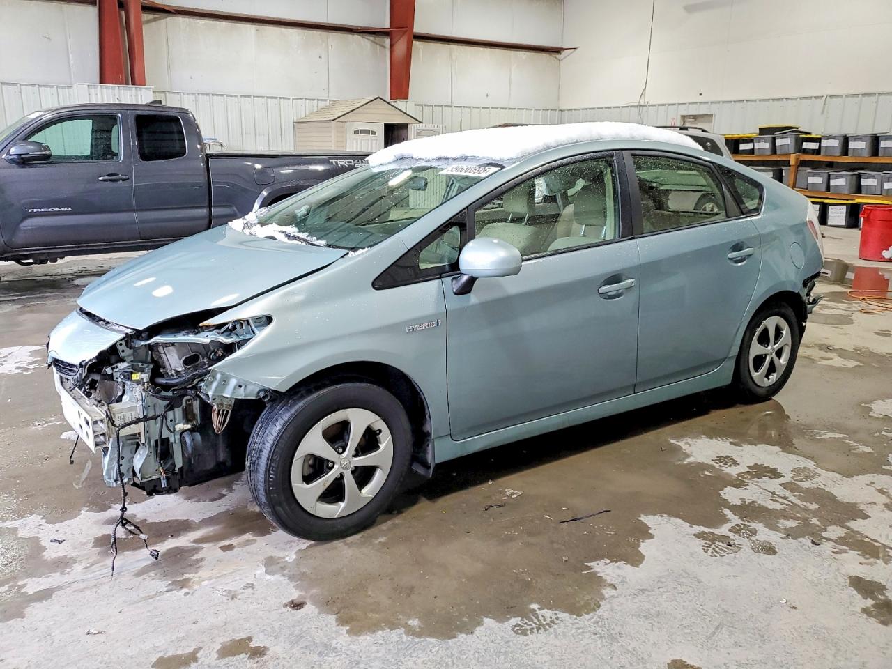 TOYOTA PRIUS 2013