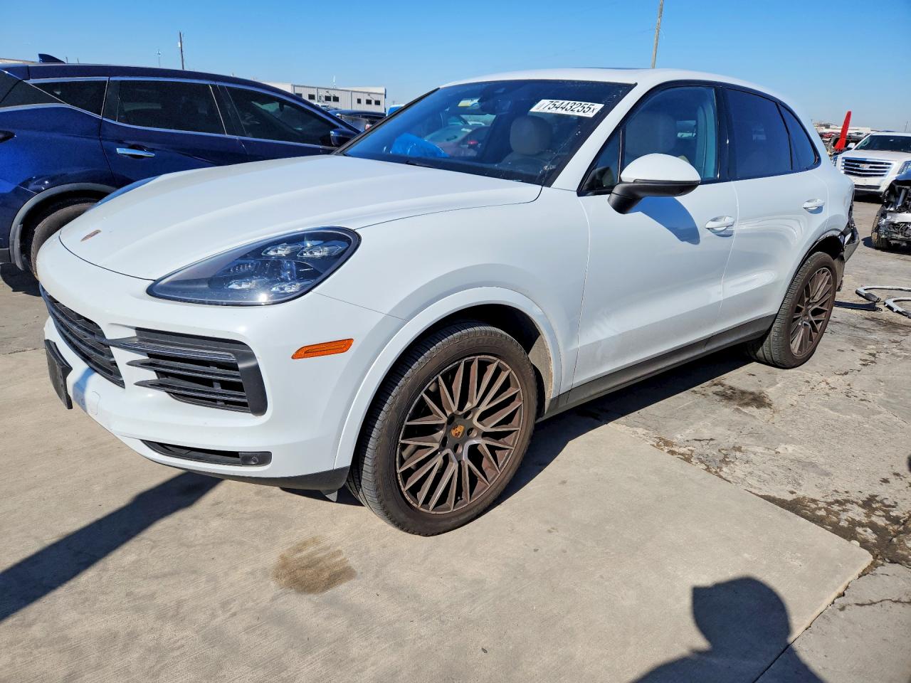 PORSCHE CAYENNE 2021