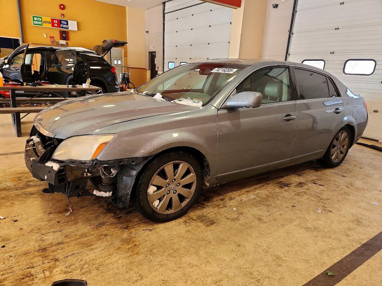 TOYOTA AVALON 2006
