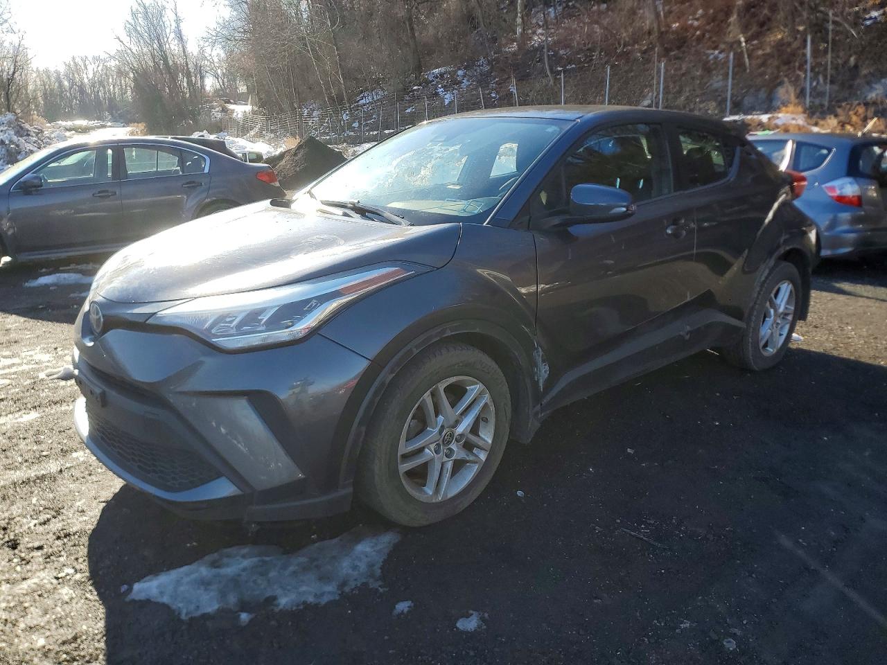 TOYOTA C-HR XLE 2021