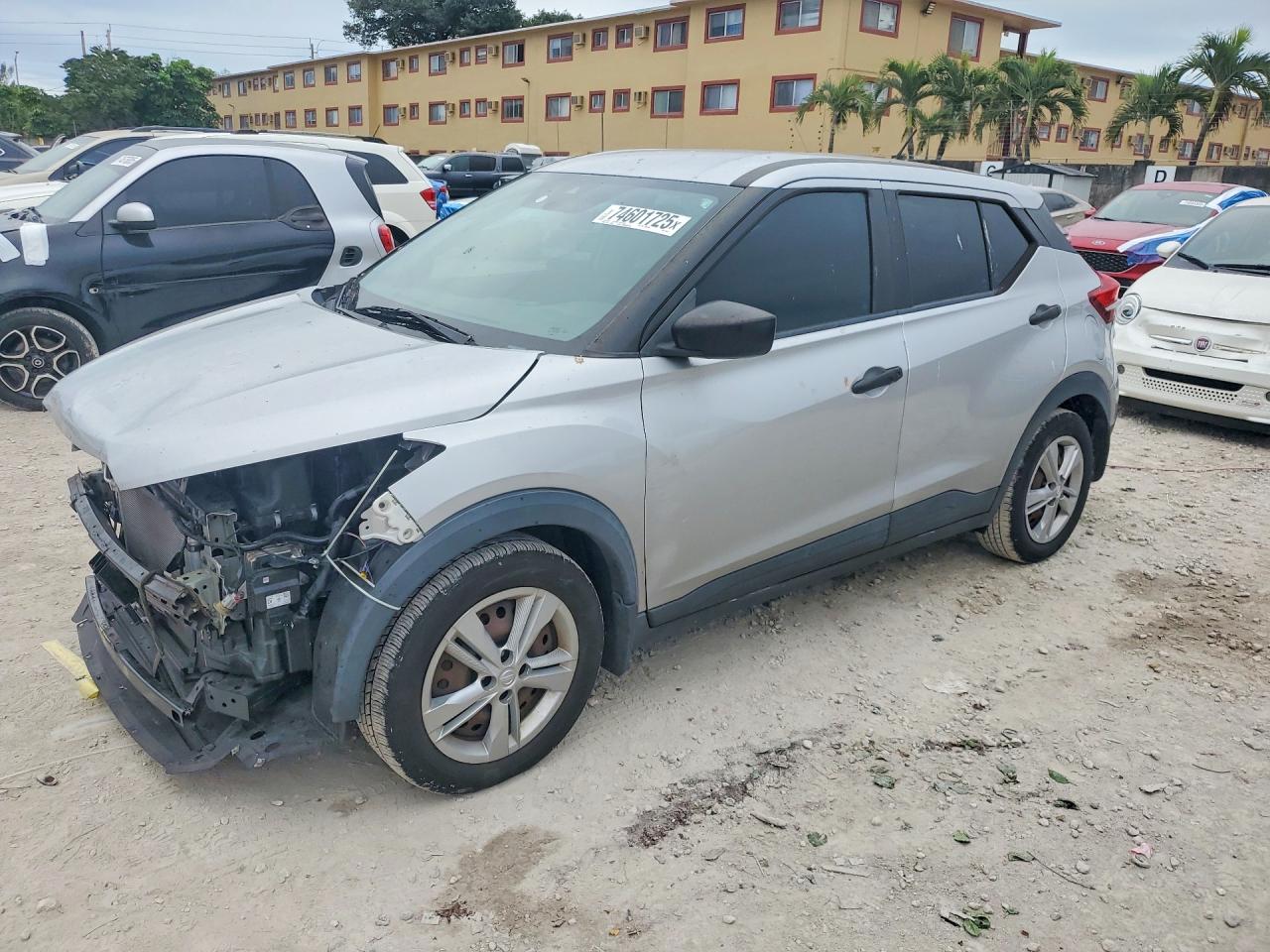 NISSAN KICKS 2020