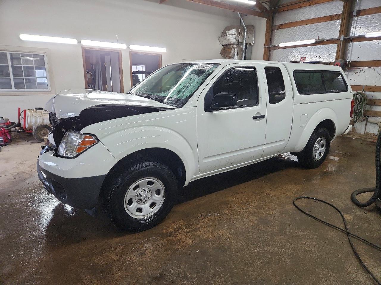 NISSAN FRONTIER 2018