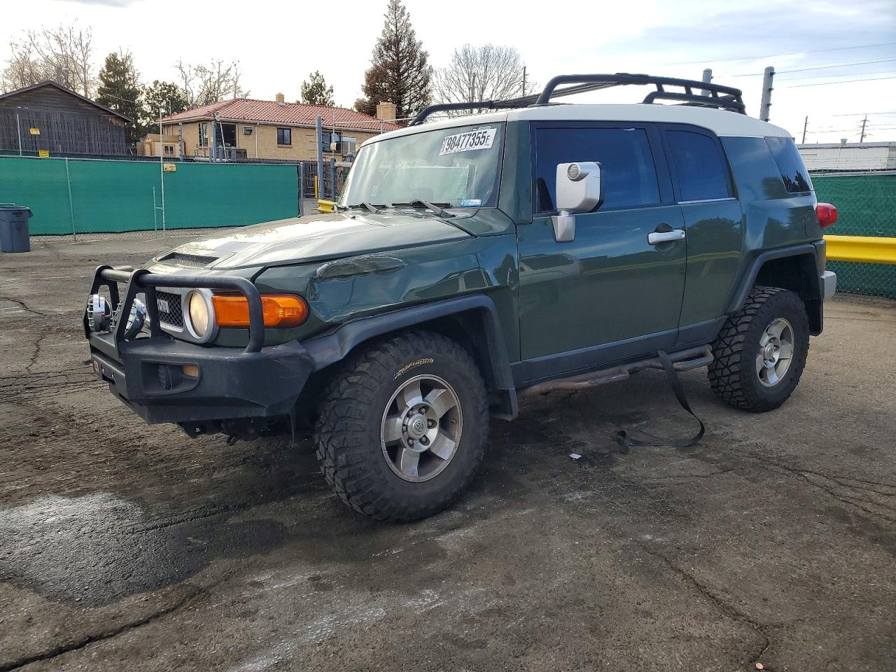 TOYOTA FJ CRUISER 2010