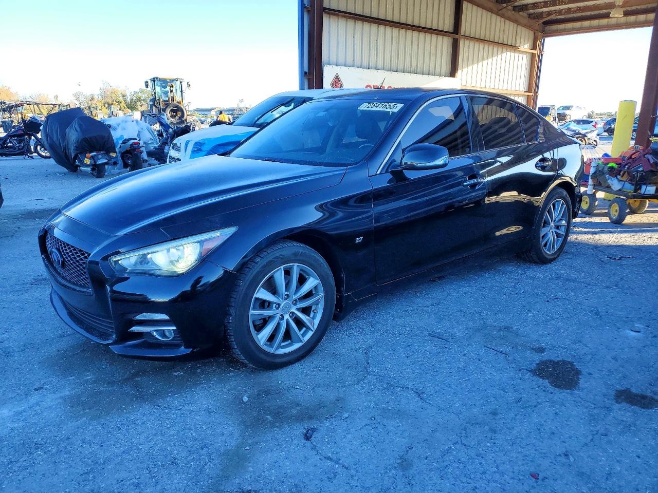 INFINITI Q50 2015