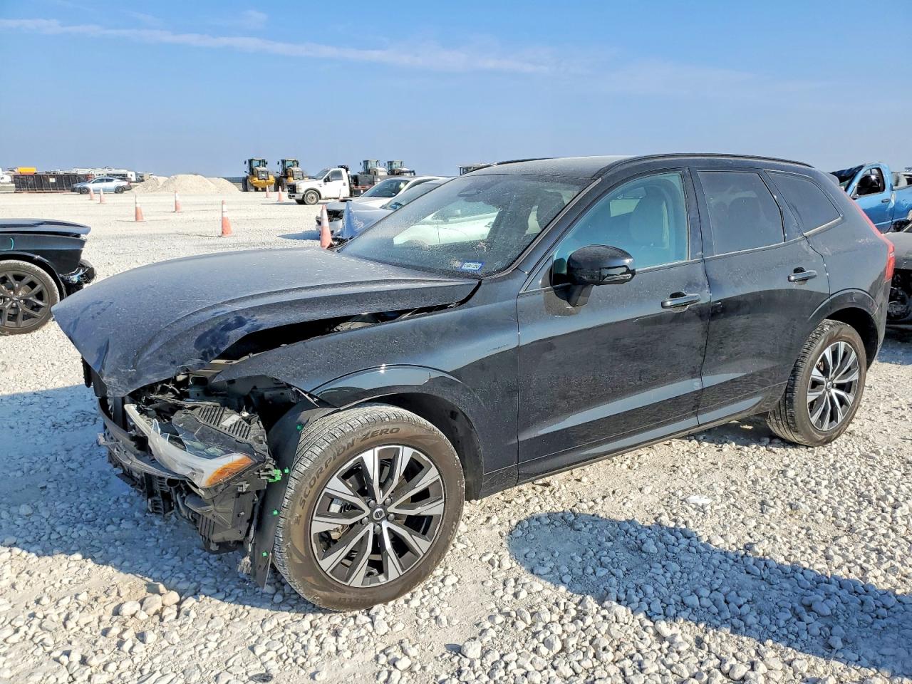 VOLVO XC60 2024