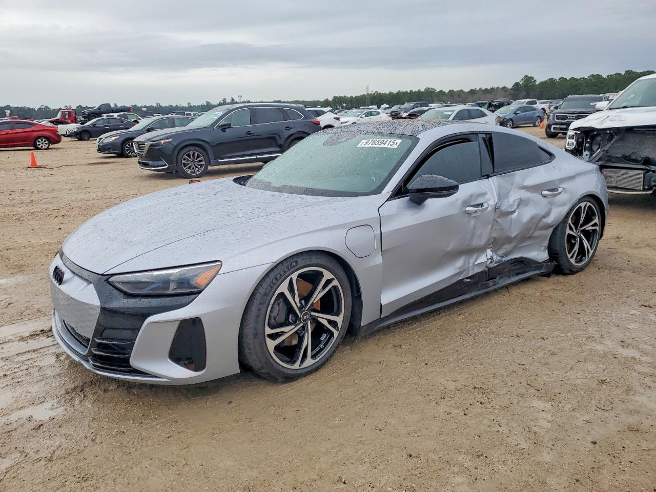 AUDI E-TRON GT 2023