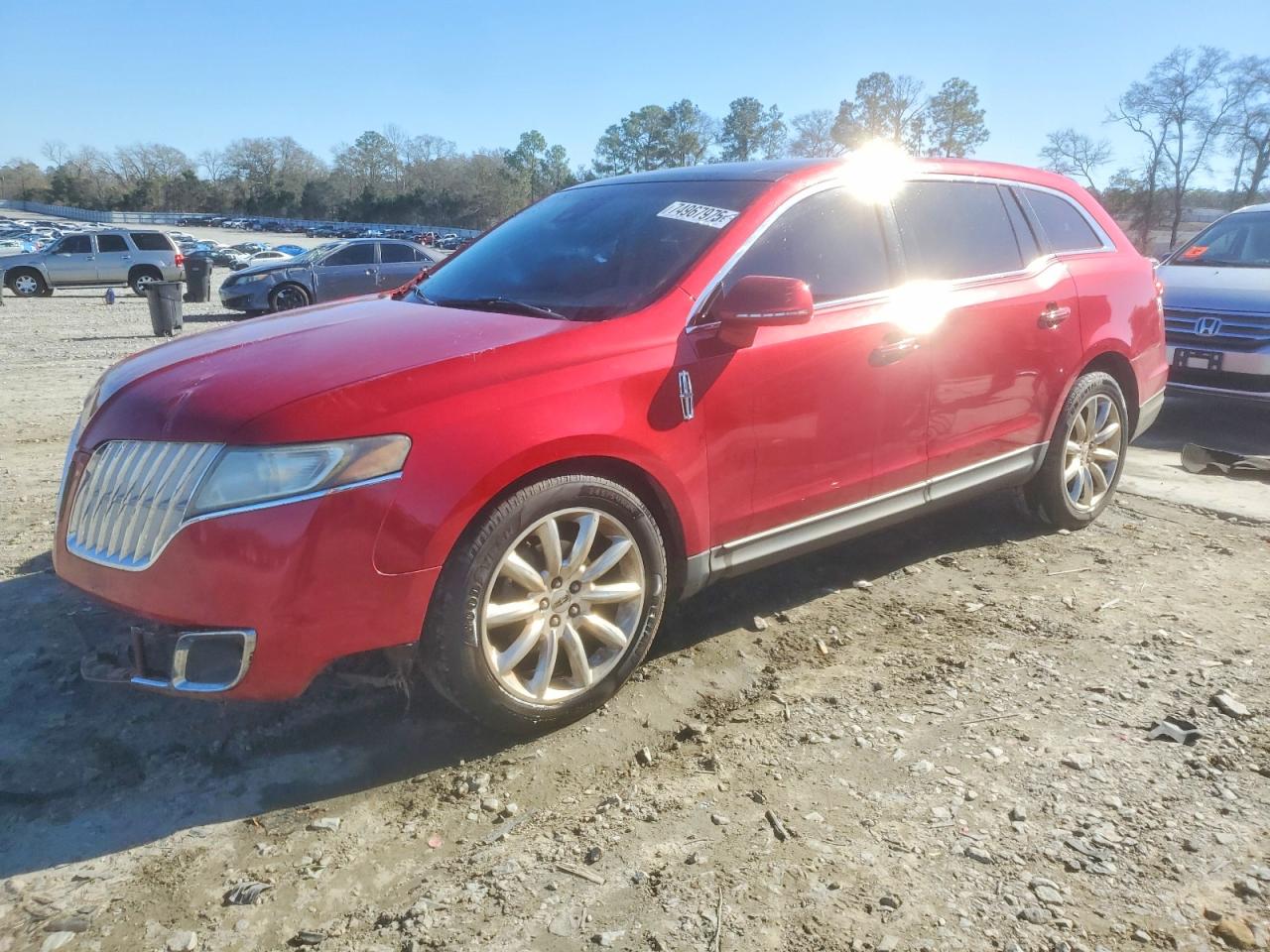 LINCOLN MKT 2011
