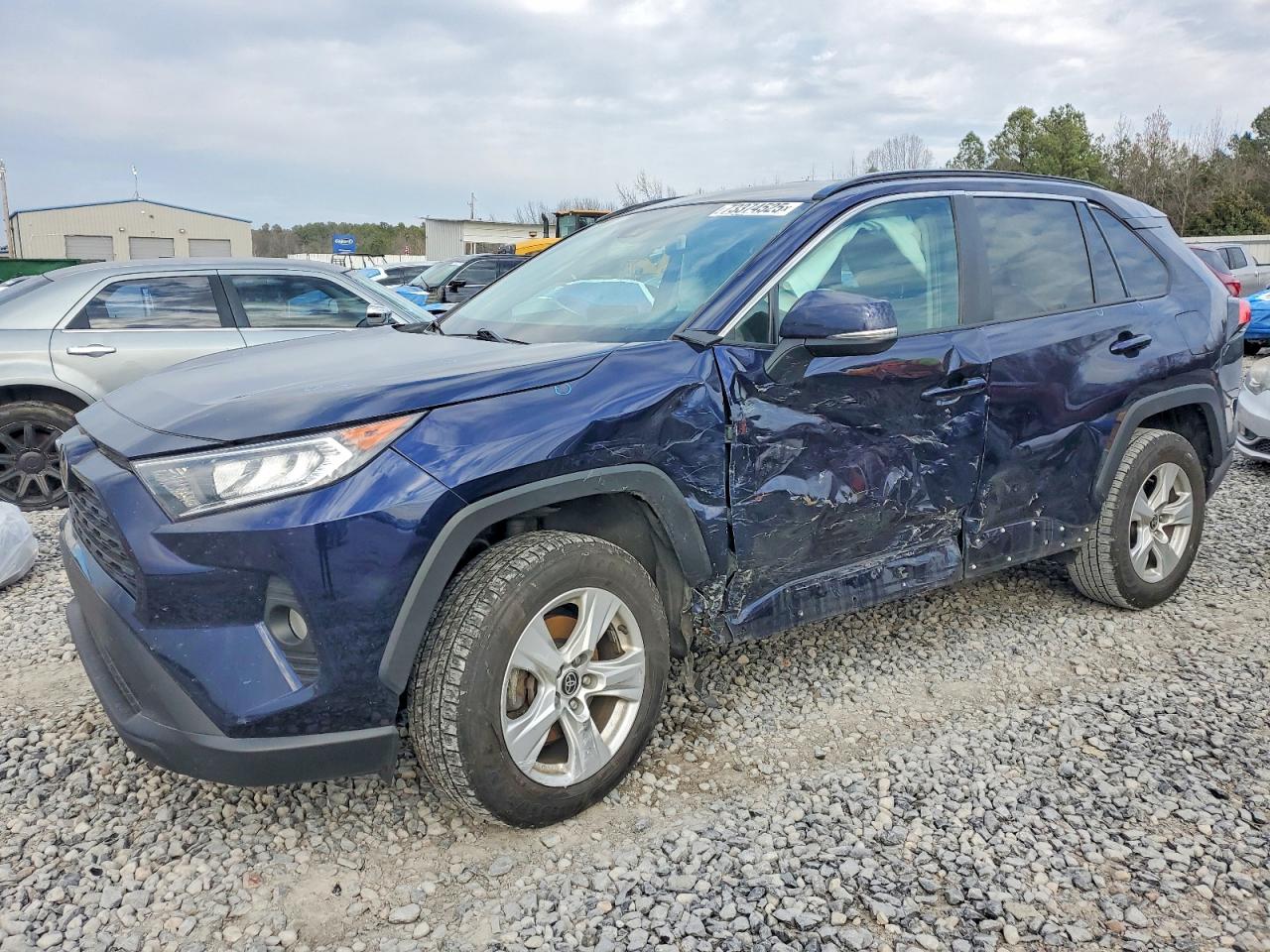 TOYOTA RAV4 2021