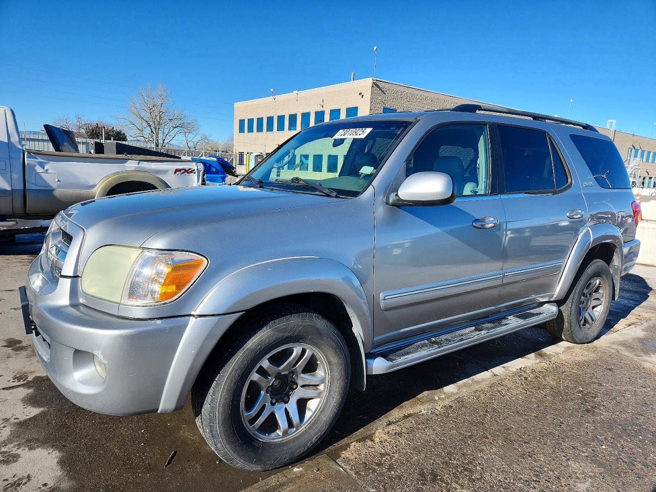 TOYOTA SEQUOIA 2005