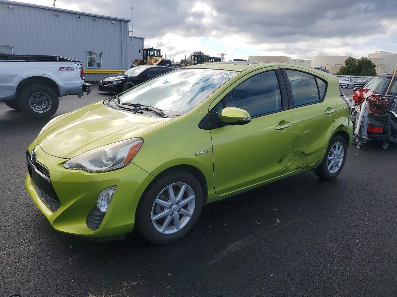 TOYOTA PRIUS C 2016