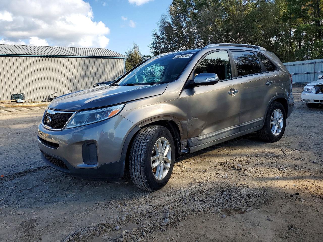KIA SORENTO LX 2015