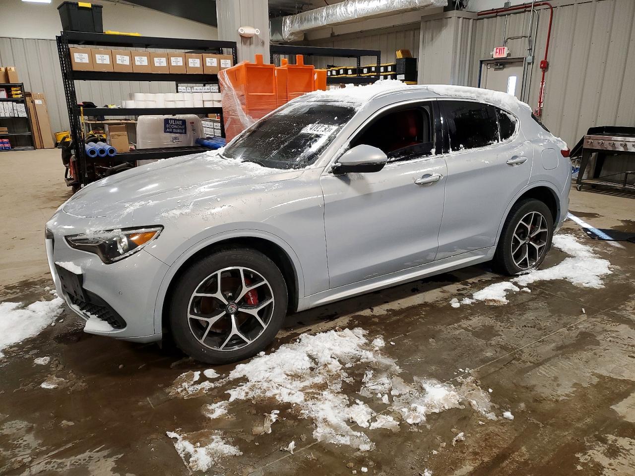 ALFA ROMEO STELVIO 2021