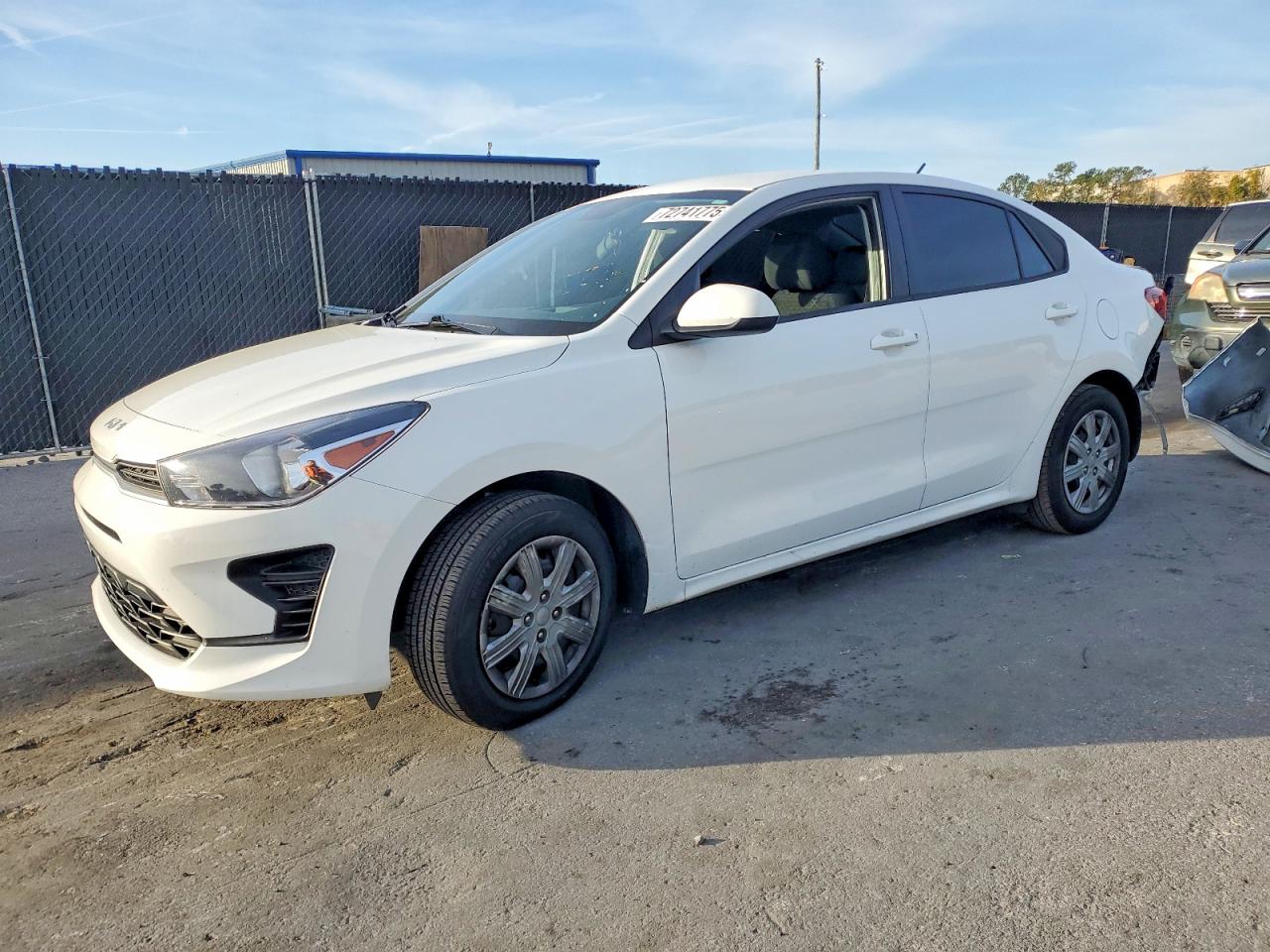 KIA RIO 2023