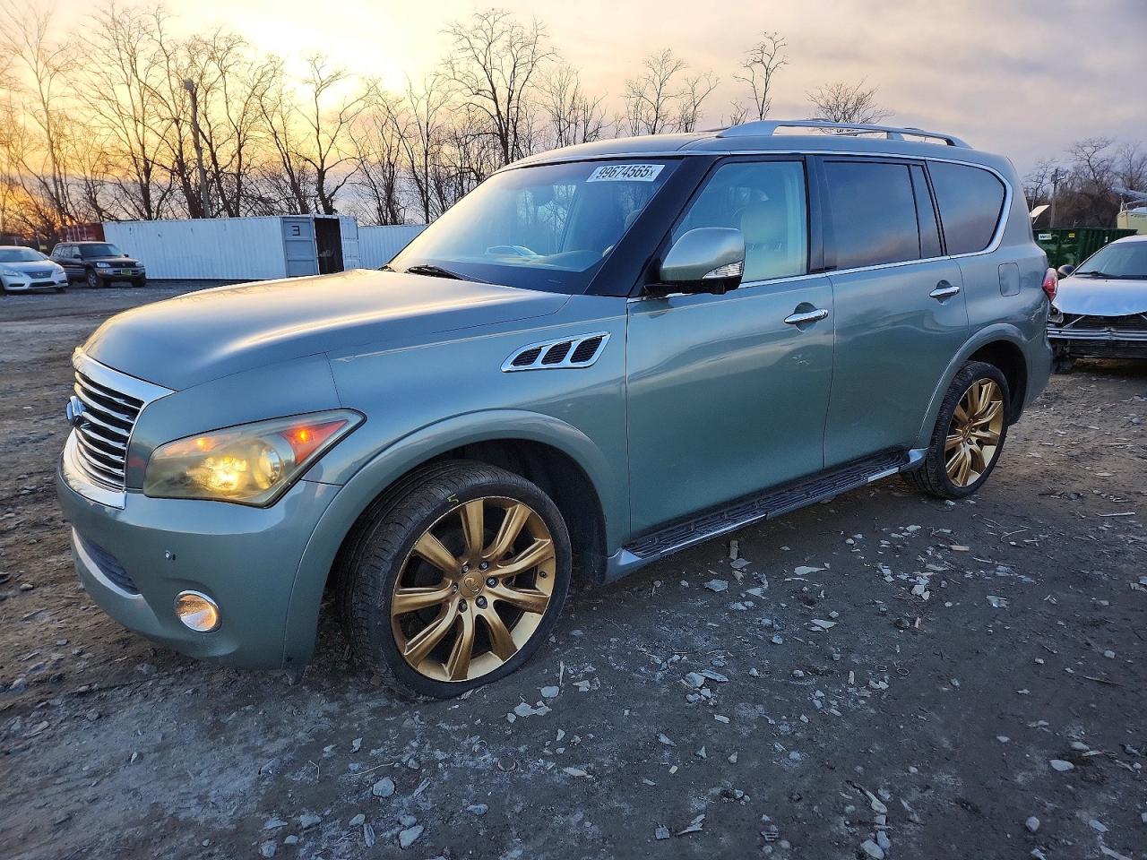 INFINITI QX56 2012