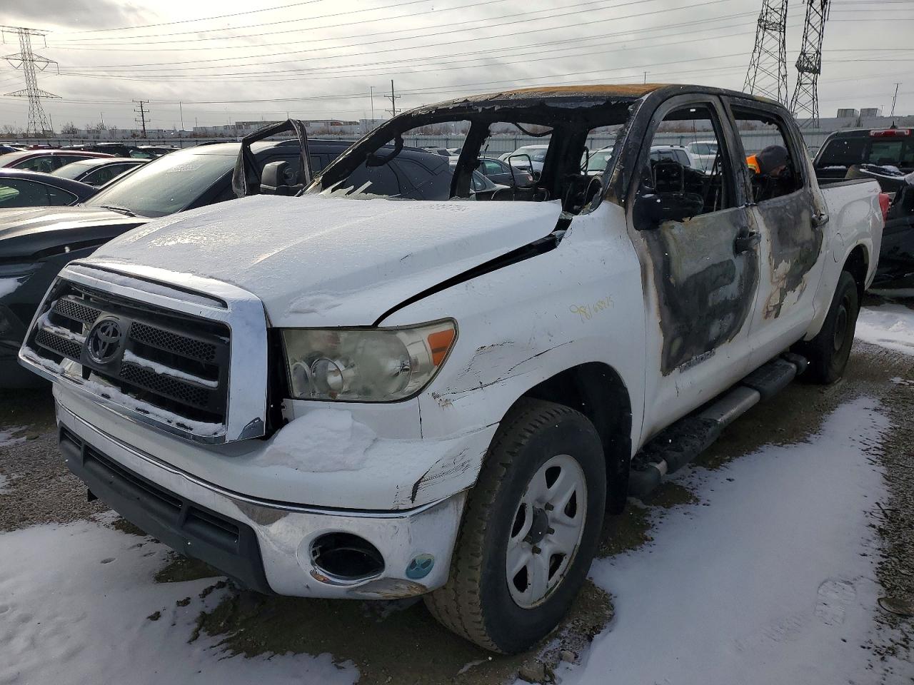 TOYOTA TUNDRA CRE 2011