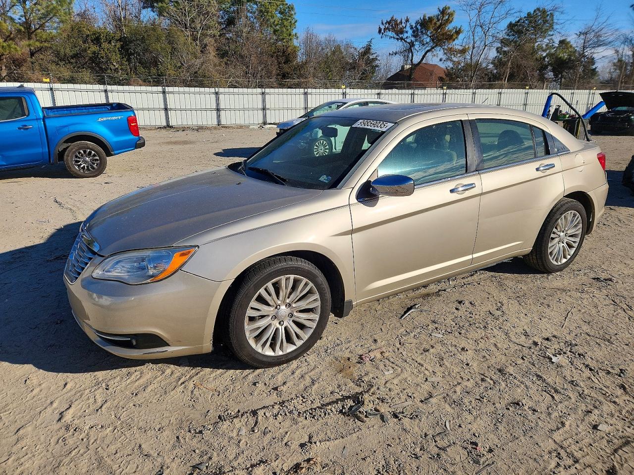 CHRYSLER 200 2013