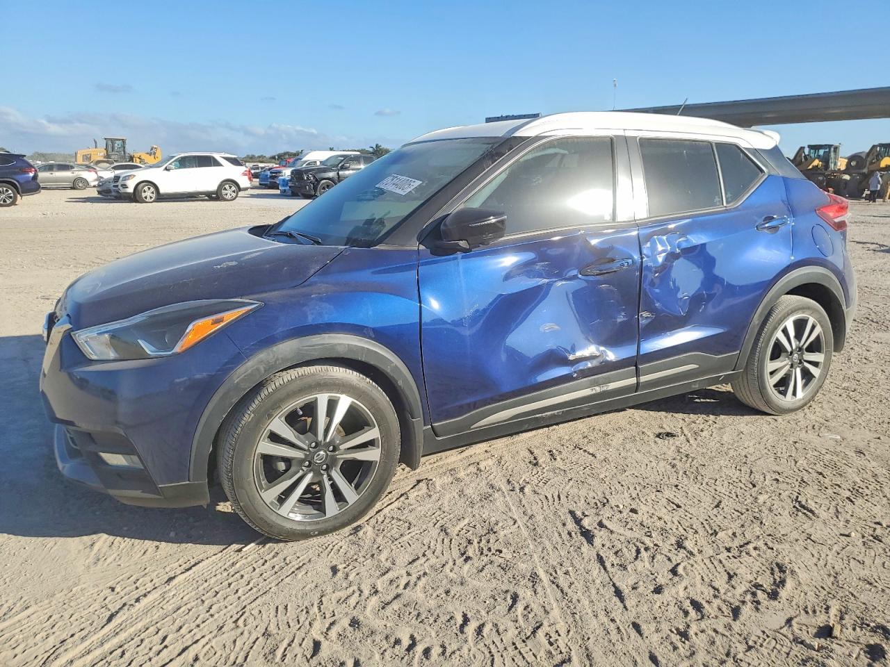 NISSAN KICKS 2020