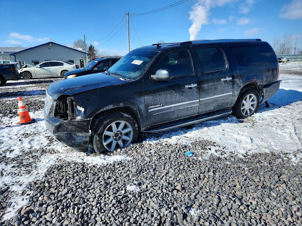 GMC YUKON XL 2013