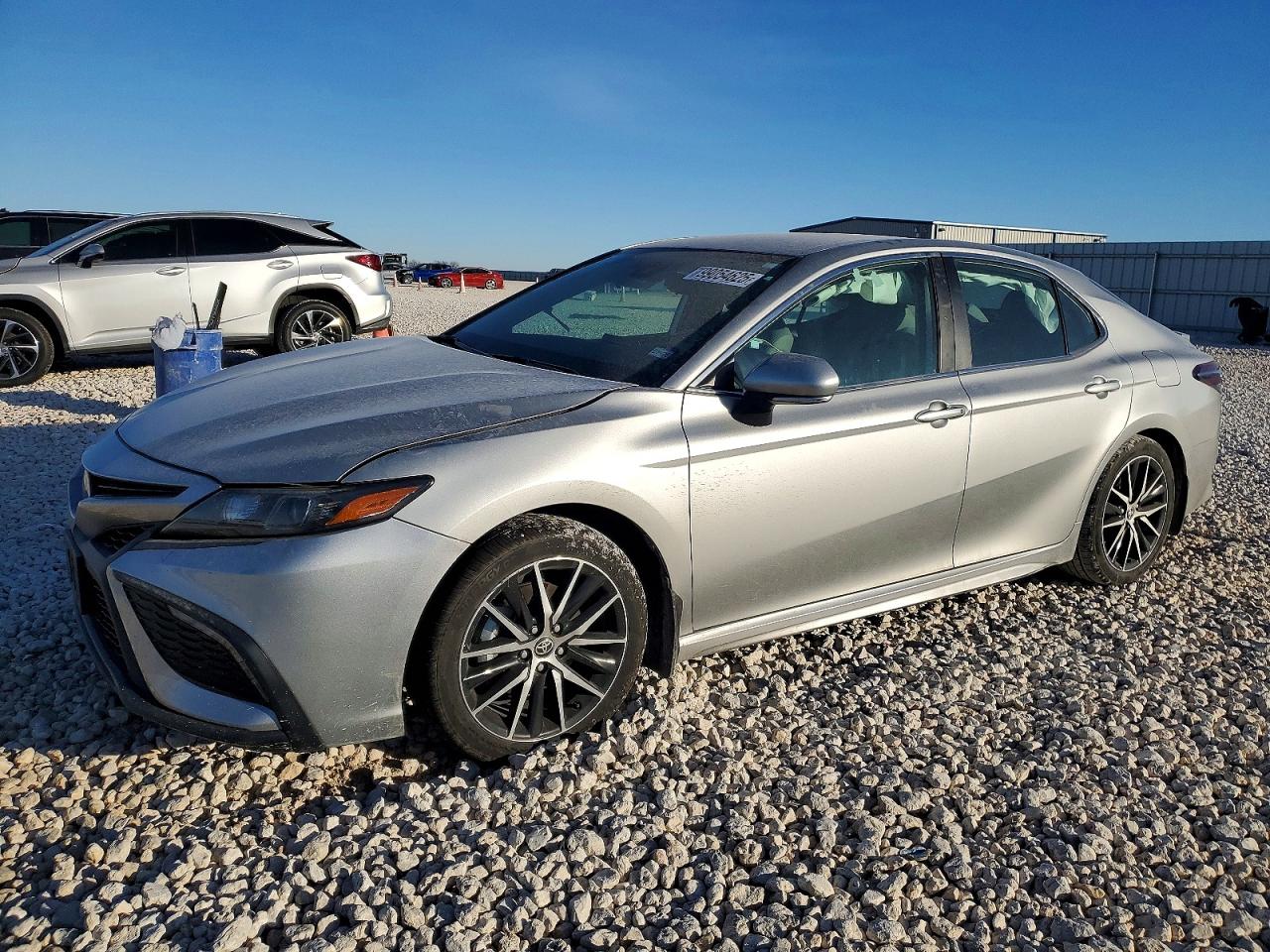 TOYOTA CAMRY 2024